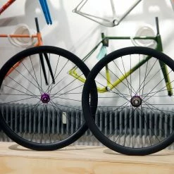 SMParts. Force 45 TLR UD Matt X HOPE RS4 Road 24/24 Loch Laufradsatz, Lila 12 SMParts. Force 45 TLR UD Matt X HOPE RS4 Road 24/24 Loch Laufradsatz, Lila -Cyclocross Verkaufsgeschäft 31020 SMP 45 UD RS4 LRS 1