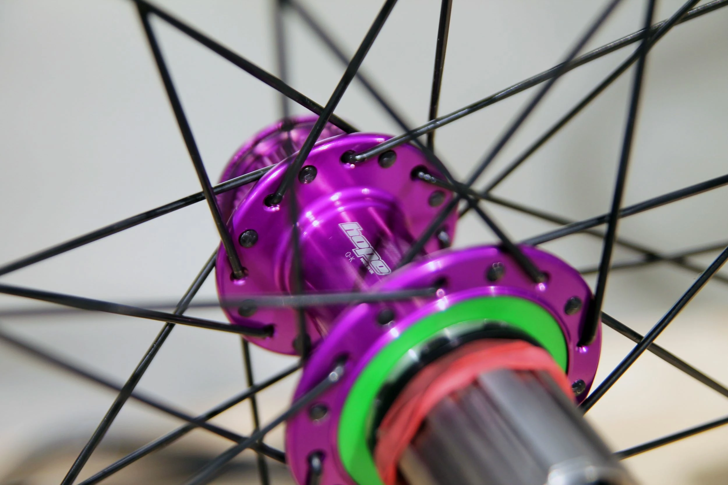 SMParts. Force 45 TLR UD Matt X HOPE RS4 Road 24/24 Loch Laufradsatz, Lila 5 SMParts. Force 45 TLR UD Matt X HOPE RS4 Road 24/24 Loch Laufradsatz, Lila – Bild 5