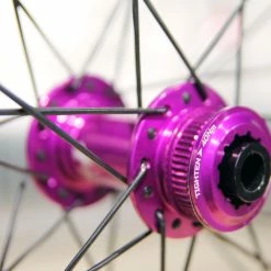 SMParts. Force 45 TLR UD Matt X HOPE RS4 Road 24/24 Loch Laufradsatz, Lila 16 SMParts. Force 45 TLR UD Matt X HOPE RS4 Road 24/24 Loch Laufradsatz, Lila -Cyclocross Verkaufsgeschäft 31020 SMP 45 UD RS4 LRS 5