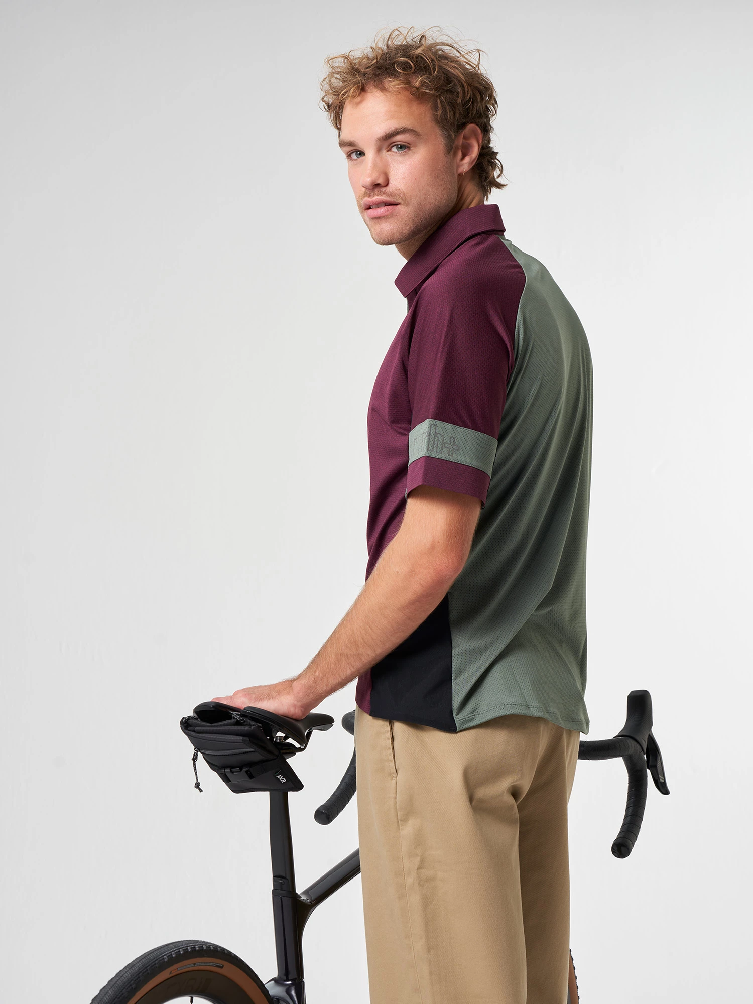 AEVOR Bike Saddle Bag - Proof Black 1 AEVOR Bike Saddle Bag - Proof Black