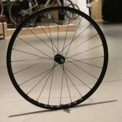 H+Son Archetype X MACK HUBS Low Flange Hinterrad Schwarz 24Loch