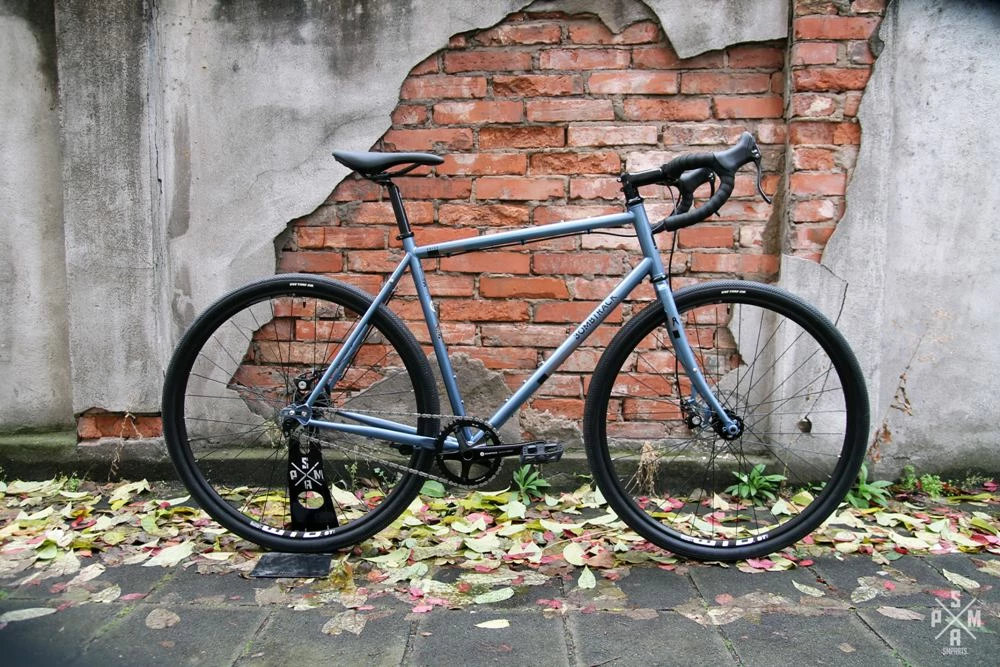 Bombtrack Arise 2 Disc 2021 SRAM Apex1 1x11- Glossy Metallic Pearl Blue 1 Bombtrack Arise 2 Disc 2021 SRAM Apex1 1x11- Glossy Metallic Pearl Blue