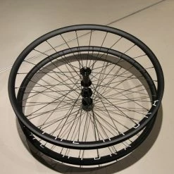 H+Son THE HYDRA X MACK HUBS Low Flange Track Laufradsatz 18 H+Son THE HYDRA X MACK HUBS Low Flange Track Laufradsatz -Cyclocross Verkaufsgeschäft Hydra Mack Wing LRS 10