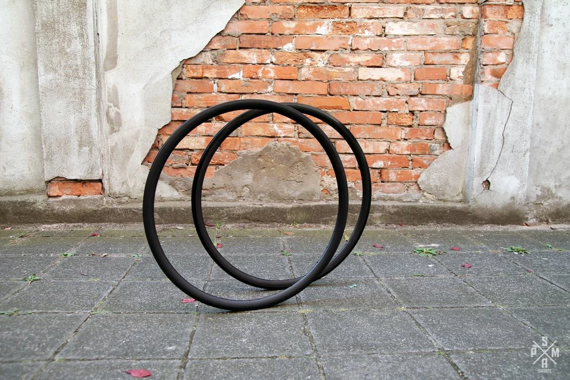 SMParts. SM-Parts SMP30 DISC Hochprofil Aluminium Felge 28" 700c 1 SMParts. SM-Parts SMP30 DISC Hochprofil Aluminium Felge 28" 700c