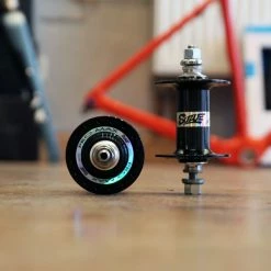 Suzue Pro Max CARBON Track Hochflansch Vorderradnabe - Schwarz -Cyclocross Verkaufsgeschäft Suzue ProMax Carbon hub black 1