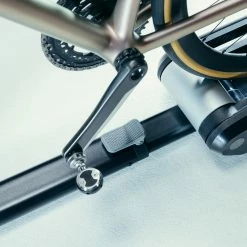 Wahoo Fitness Wahoo POWRLINK Zero Dual-Side Wattmess-Pedale - Speedplay Klick Pedal -Cyclocross Verkaufsgeschäft WF KICKR ROLLR 211028 FEMALE DETAILS 2592 01 LowRes