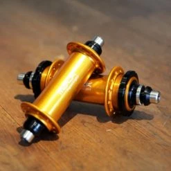 MACK HUBS Superlight Track Vorderrad Nabe Niederflansch - Farbig 14 MACK HUBS Superlight Track Vorderrad Nabe Niederflansch - Farbig -Cyclocross Verkaufsgeschäft mack lf gold 4 10262 13 10263 13