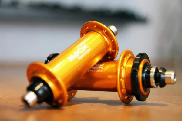 MACK HUBS Superlight Track Hinterrad Nabe Niederflansch - Farbig 7 MACK HUBS Superlight Track Hinterrad Nabe Niederflansch - Farbig – Bild 7