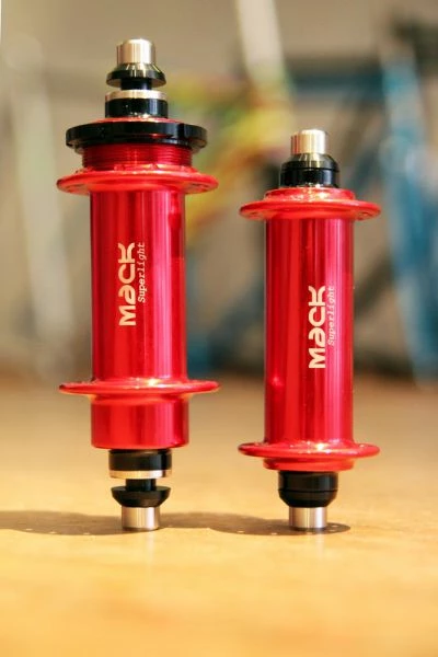 MACK HUBS Superlight Track Vorderrad Nabe Niederflansch - Farbig 1 MACK HUBS Superlight Track Vorderrad Nabe Niederflansch - Farbig