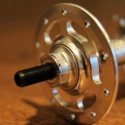 SMParts. SM-Parts Track Hochflansch Vorderradnabe -Cyclocross Verkaufsgeschäft smp track front hub silver 2